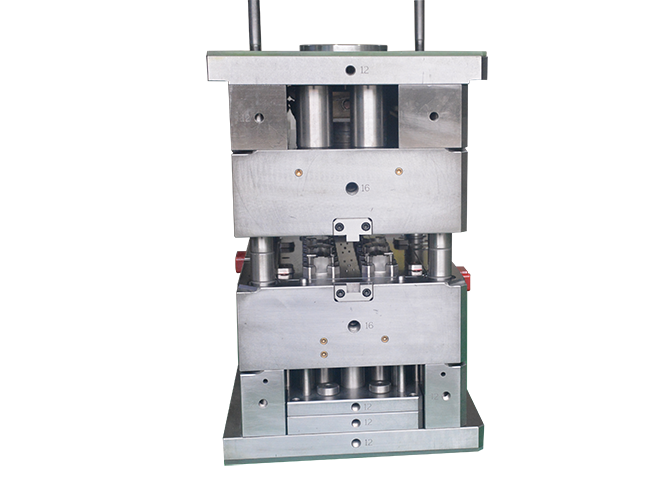 星空体育app官方入口注塑模具加工