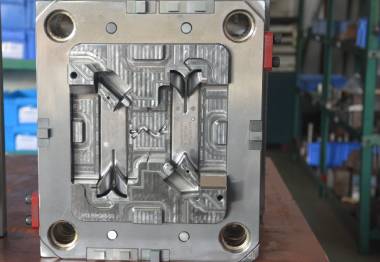 星空体育app官方入口精密注射模具