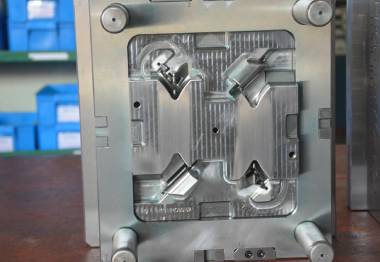 星空体育app官方入口塑料注射模具加工