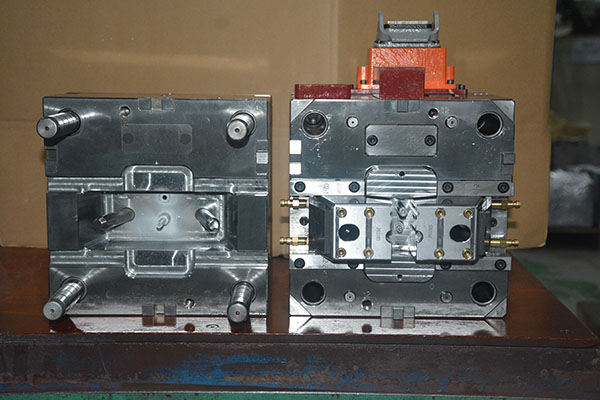 星空体育app官方入口精密注塑模具加工