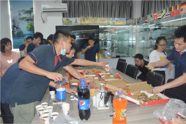 星空体育app官方入口注塑模具厂加工