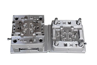 高精密塑胶模具设计4大注意事项
