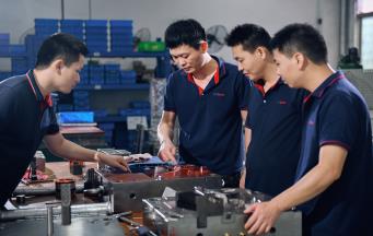 塑胶模具供应商怎么选？