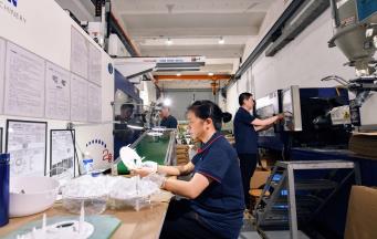 塑料成型工程如何运作？