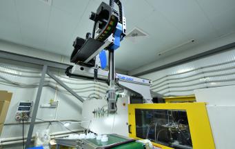 注塑加工厂家如何处理产品的包装和运输安排？